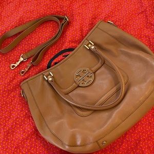 Tory Burch Amanda Hobo